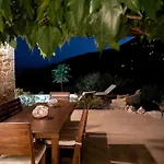 Phos - Boutique Stone And Wood Sanctuary With Private Pool Near *