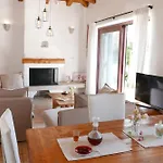 Phos - Boutique Stone And Wood Sanctuary With Private Pool Near