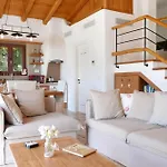 Phos - Boutique Stone And Wood Sanctuary With Private Pool Near *