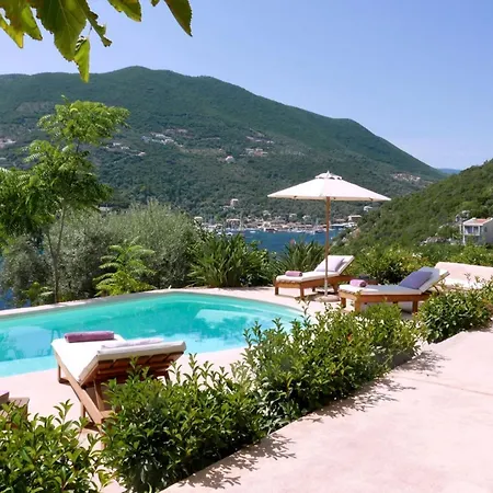 Villa Phos - Boutique Stone And Wood Sanctuary With Private Pool Near *