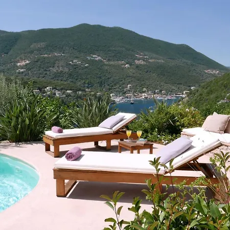 Phos - Boutique Stone And Wood Sanctuary With Private Pool Near Sivota