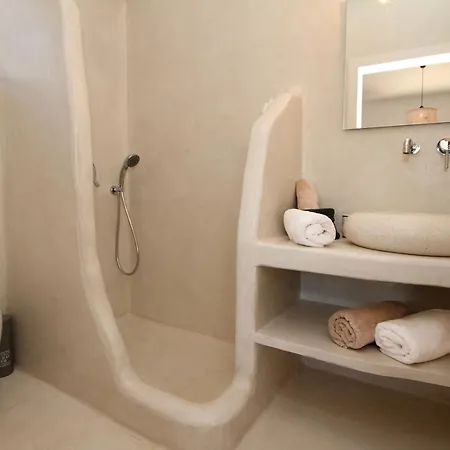 וילה Amapola Boutique With Sea Access - Phos