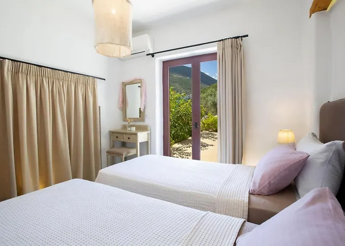 Villa Villa Phos - Boutique Stone And Wood Sanctuary With Private Pool Near Sivota Sivota (Lefkada)